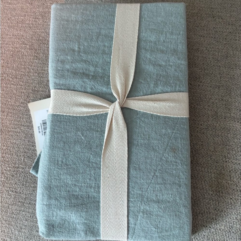 Southern Living Garrison Aqua Linen Cotton King Sham 20x36 Simplicity Dillard’s - Picture 3 of 3